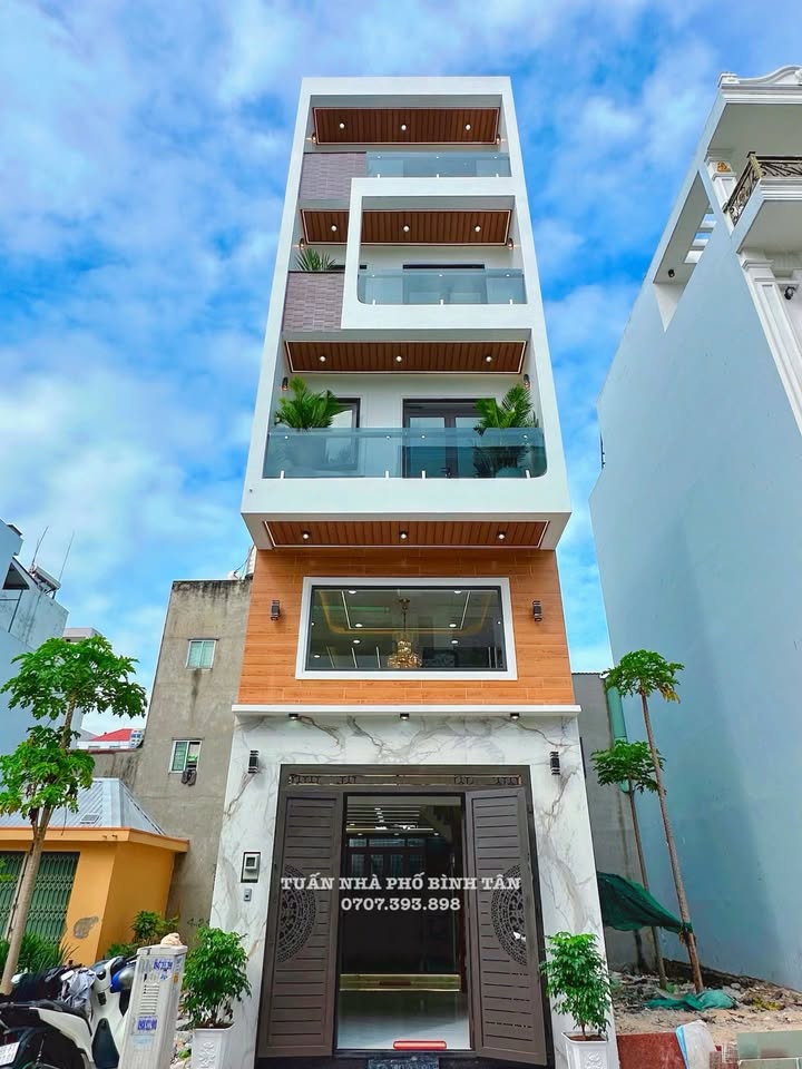 Nhà bán quận Bình Tân 546m² giá 7.8 tỷ - Full nội thất, chính chủ!