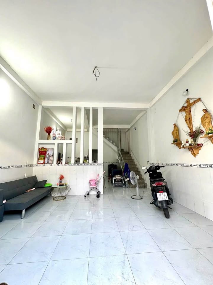 Nhà 1 Trệt 1 Lầu Tại Tân Hiệp, Biên Hòa - 100m² Chỉ 1.25 Tỷ!