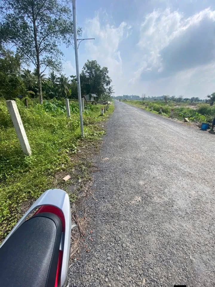 Đất nền 900m² Phường Thanh Đức, Vĩnh Long - Mặt tiền đường 30m, giá tốt!