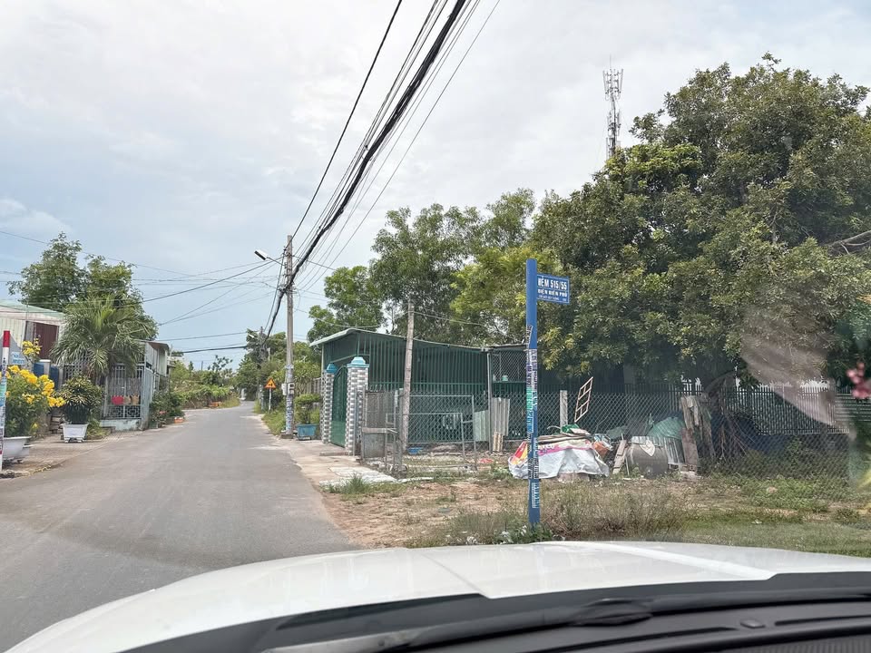 Đất nền biệt thự hẻm 515 Điện Biên Phủ Bà Rịa 242m² giá 4.9 tỷ - Sổ hồng riêng, xây dựng tự do!