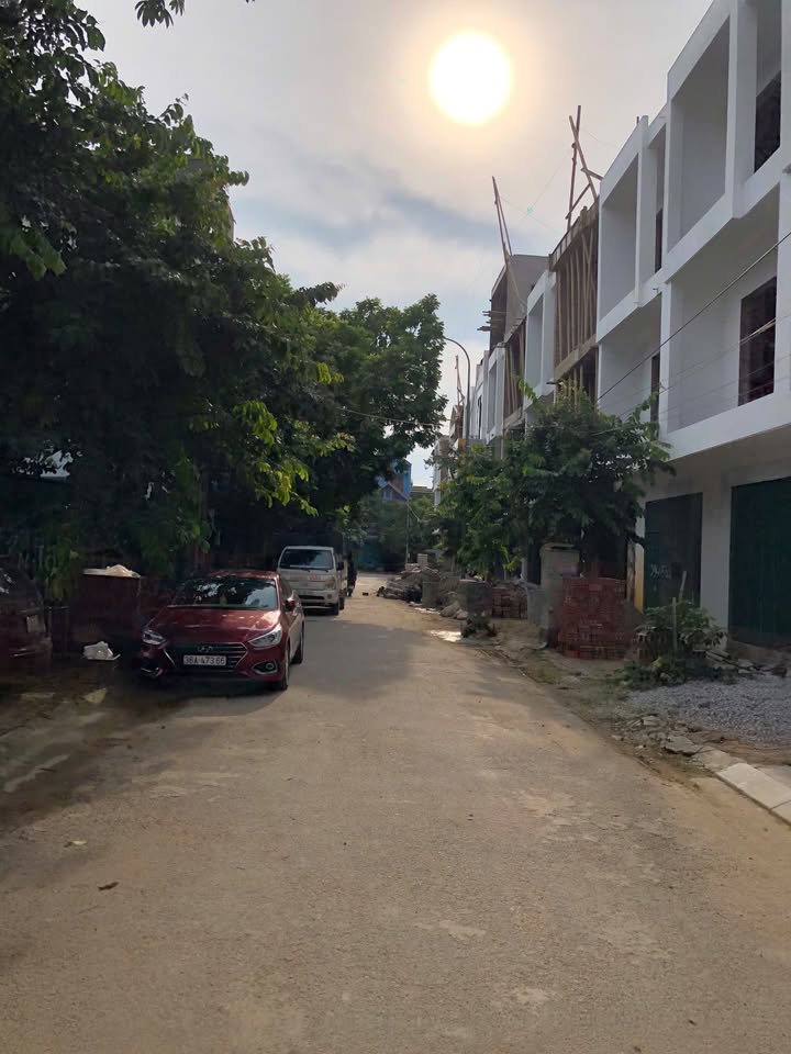 Lô đất 75m² phường Đông Hải, Thanh Hóa - Giá chỉ 2 tỷ, sổ hồng chính chủ!