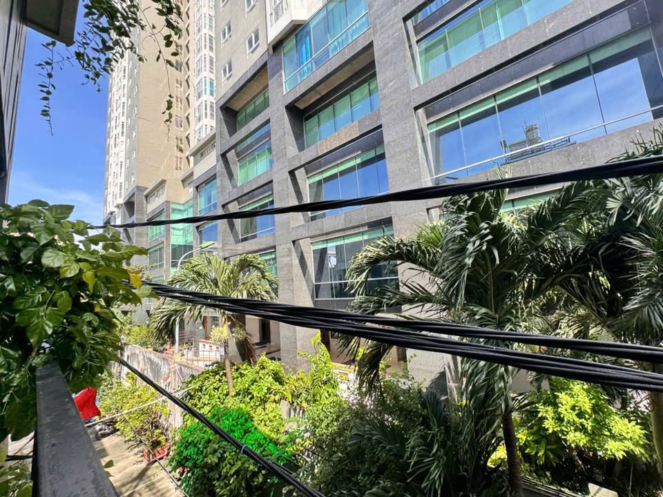 Căn hộ cao cấp Đường Tôn Đản, Quận 4 - 40m² giá 10 triệu - Sang trọng, nội thất mới 99%!