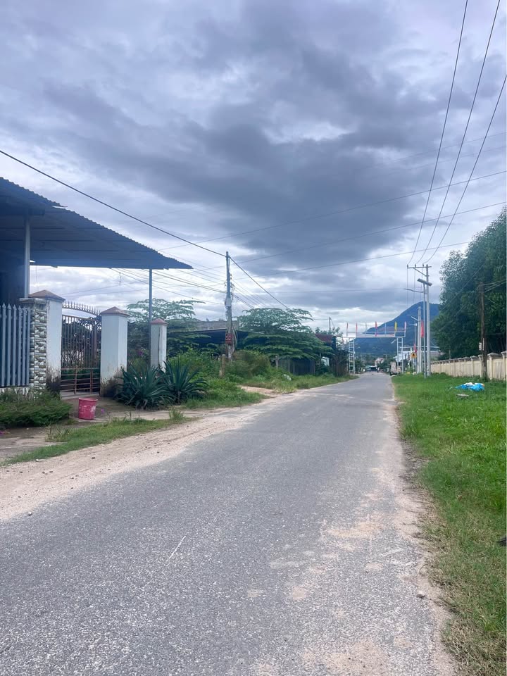 Đất nền Suối Tân Cam Lâm 100m² giá 850 triệu - Khu vực an cư lý tưởng!