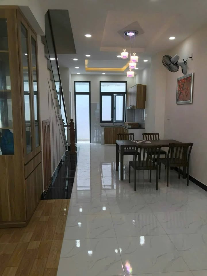 Nhà cho thuê 2 lầu Thắng Lợi Central Hill, Phước Lợi, Bến Lức - Nội thất đầy đủ chỉ 7.5 triệu