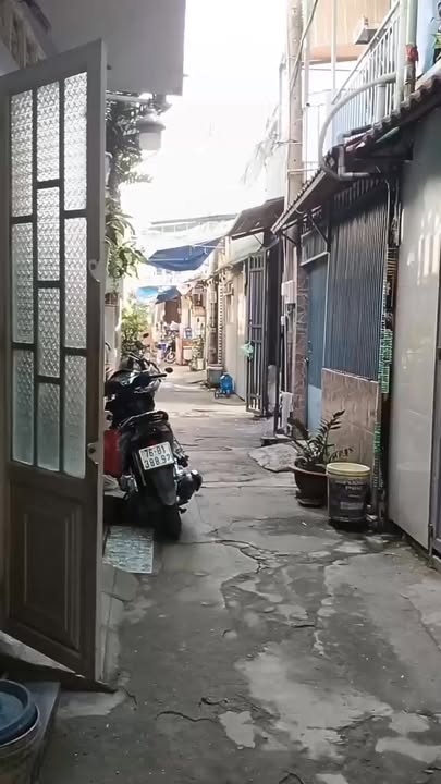 Nhà riêng Tân Xuân Hóc Môn 30m² giá 1.38 tỷ - Không quy hoạch, sổ hồng chính chủ!