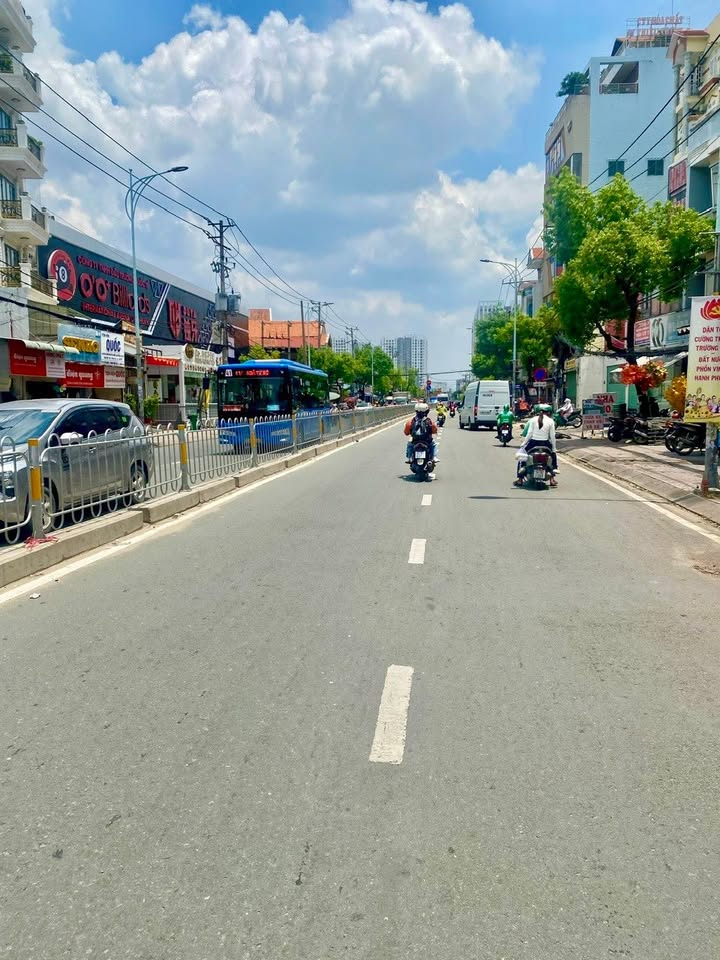 Nhà 4 Tầng Đường Lê Văn Quới, 80m² Giá 8 Tỷ - Sổ Hồng Chính Chủ!