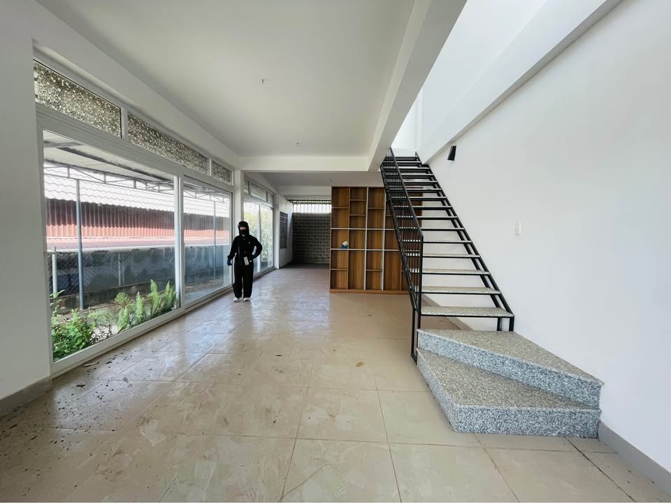 Nhà hẻm Trường Chinh, Phường Hội Phú, Gia Lai 185m² giá 1.8 tỷ - Gần mọi tiện ích!