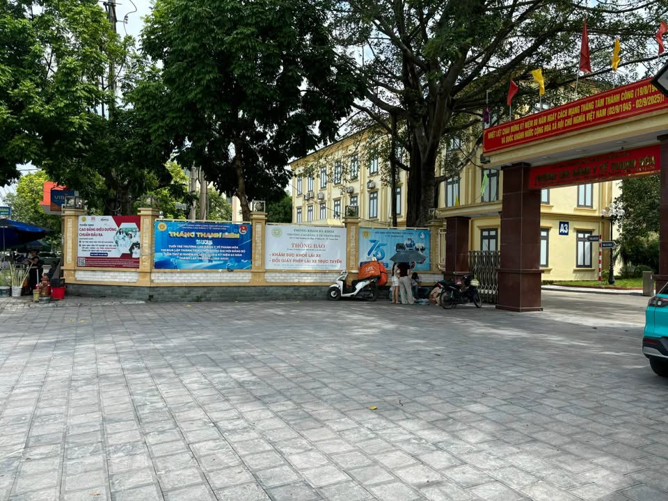 Nhà mặt đường Hải Thượng Thanh Hóa 188m² - Đối diện Cao đẳng Y tế, cơ hội đầu tư tuyệt vời!