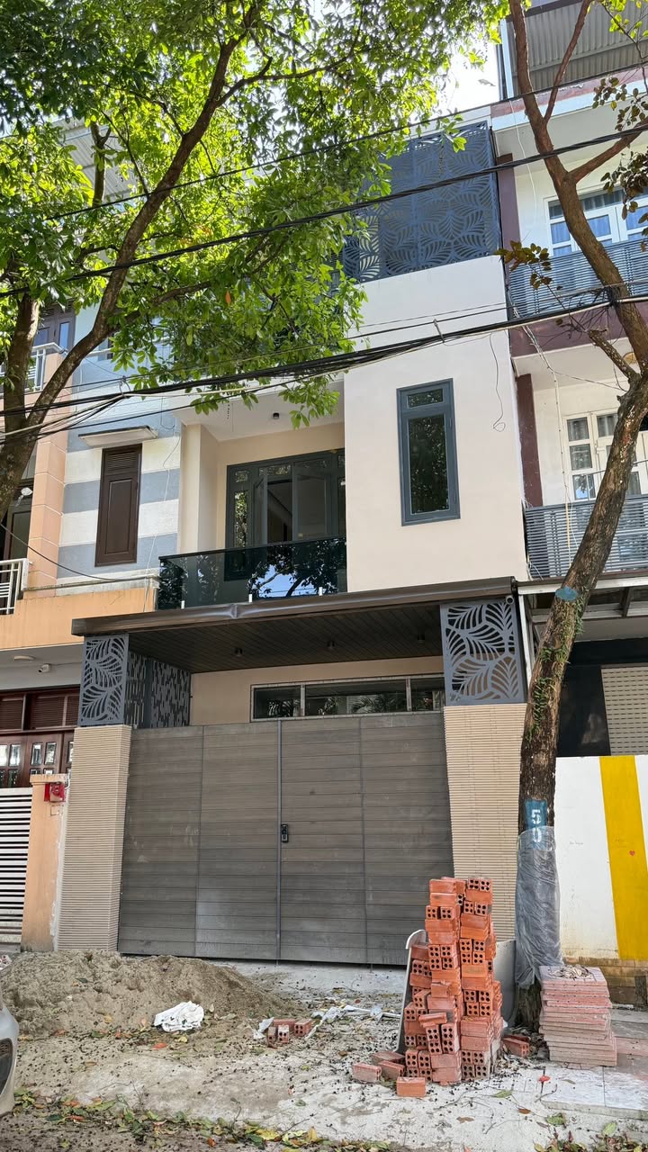 Nhà phố 1 trệt 2 lầu đường Ngô Văn Năm, 90m² giá 8.7 tỷ - An cư lý tưởng!