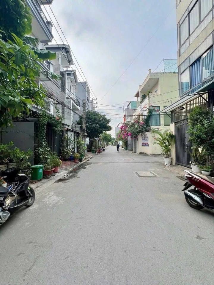 Đất nền mặt tiền 60.7m² tại Long Trường - Giá chỉ 4.45 tỷ - Cơ hội đầu tư tuyệt vời!