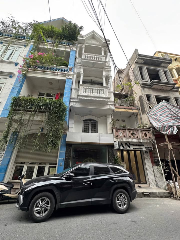 Bán nhà mặt phố Vũ Chí Thắng, Hải Phòng 57m² giá 8 tỷ - Sổ đỏ chính chủ!