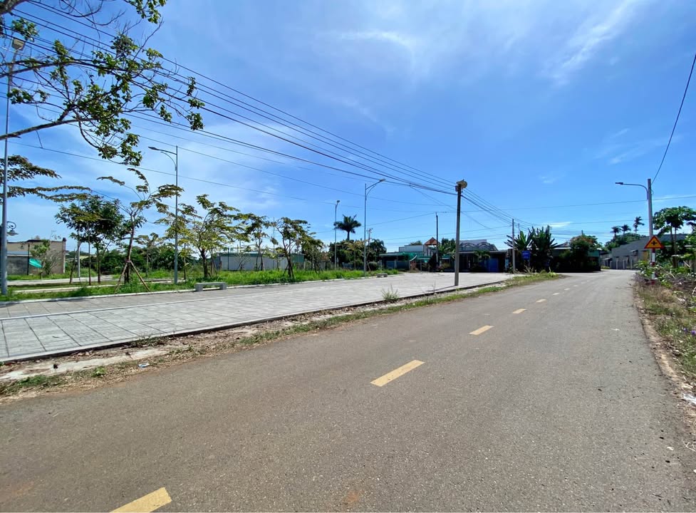 Đất nền mặt tiền Lương Thế Vinh Đất Đỏ 150m² giá 1.25 tỷ - Sổ hồng riêng, đầu tư sinh lời!