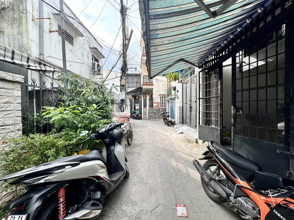 Nhà phố HXH Hàng Xanh Bình Thạnh 70m² giá 8.5 tỷ - Tiềm năng đầu tư lớn!