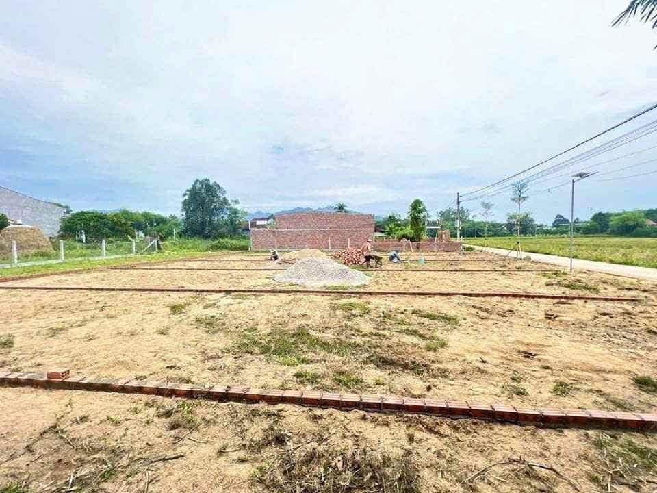 Đất ở Duy Trung Duy Xuyên 110m² giá 200-299 triệu - Đường bê tông thông thoáng!