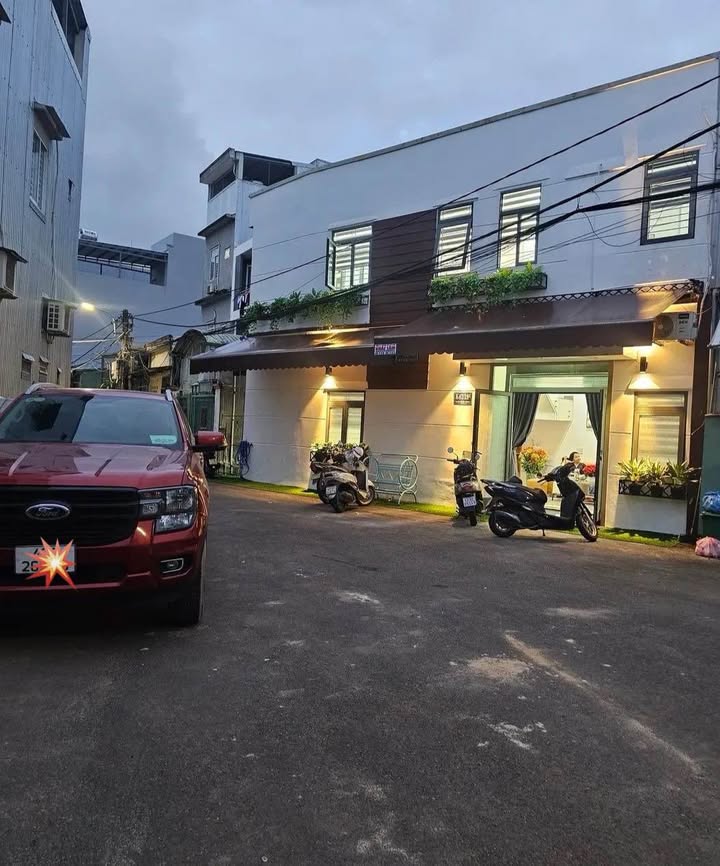 Nhà 2 tầng Trần Thái Tông, Thanh Khê 40m² giá 4 tỷ - Ô tô đỗ trước nhà!