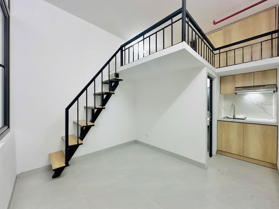 Nhà nguyên căn cho thuê 111 Nguyễn Đức Cảnh 4.4 triệu - Đầy đủ nội thất, thuận tiện giao thông!