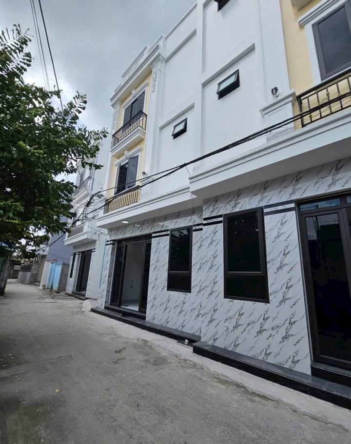 Nhà 3 tầng góc 2 mặt thoáng tại Phù Liễn, Kiến An - Giá chỉ 2 tỷ!