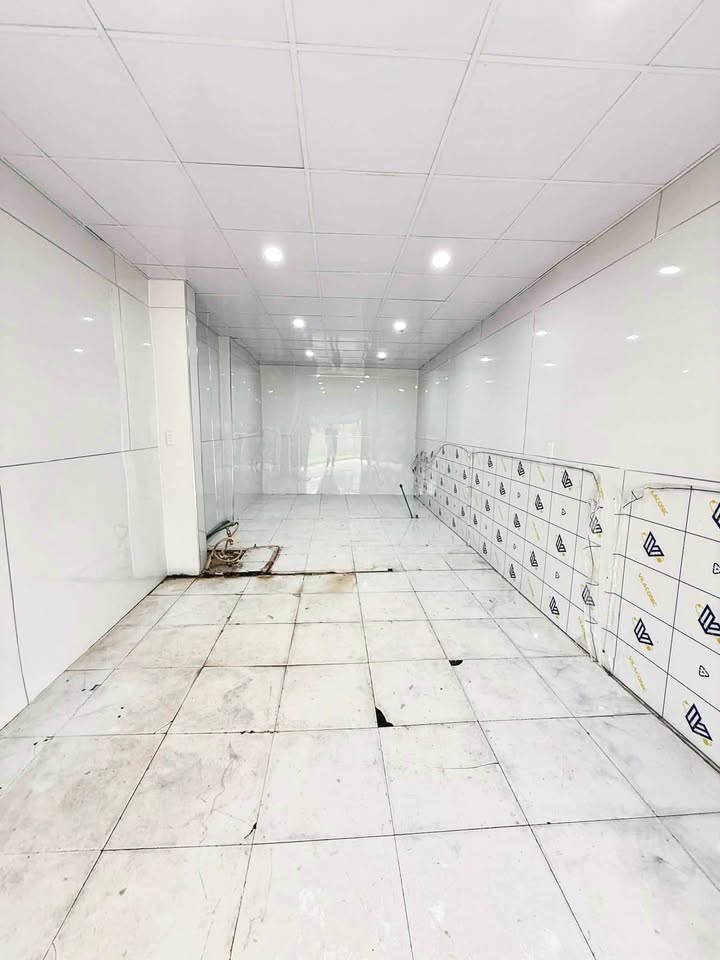 Cho thuê mặt bằng Nguyễn Trãi, Huế 36m² - Vị trí đắc địa, đông người qua lại!