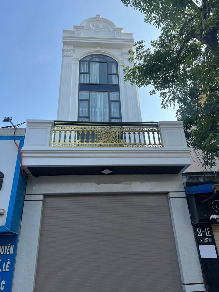 Nhà mặt đường khu phố chợ Hàng Lê Chân 135m² giá 14.5 tỷ - Xây mới hiện đại, tiện nghi