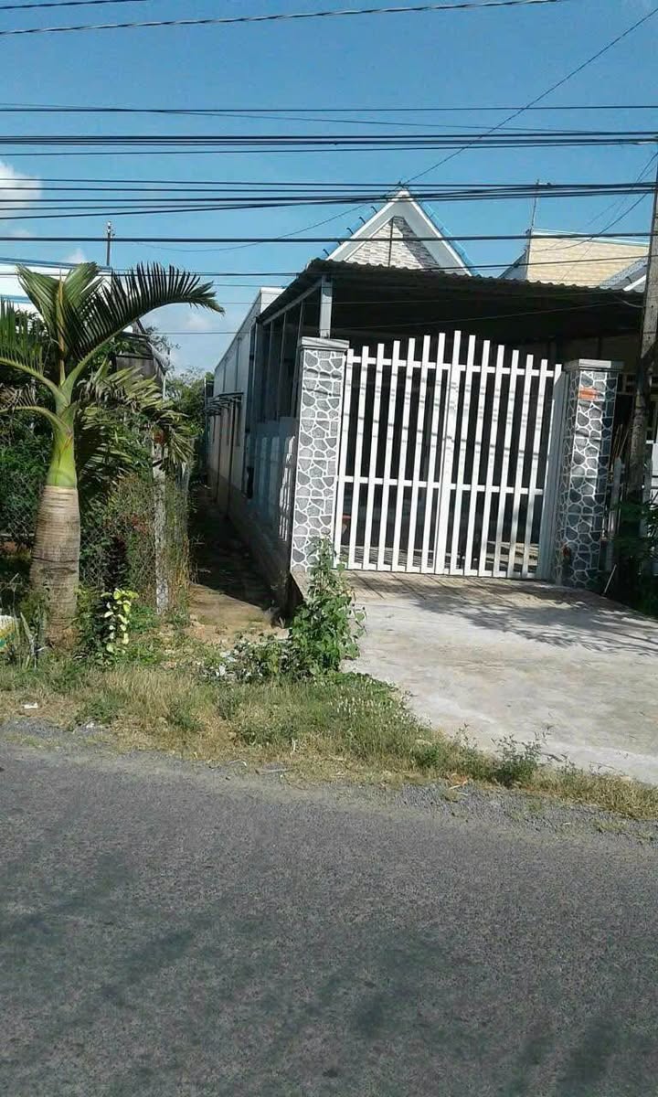 Nhà mặt tiền tỉnh lộ 854, Tân Nhuận Đông, 413m² giá 3.5 tỷ - Không gian sống lý tưởng!