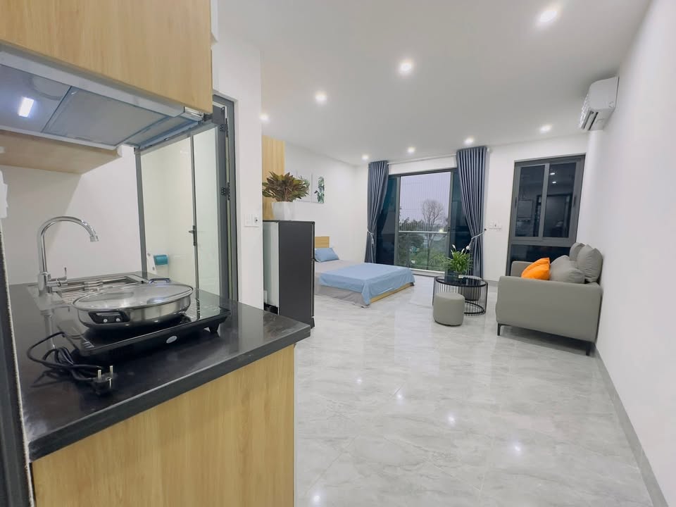 Studio cho thuê tại Cầu Giấy - 196 Hồ Tùng Mậu - Siêu rộng và thoáng mát!