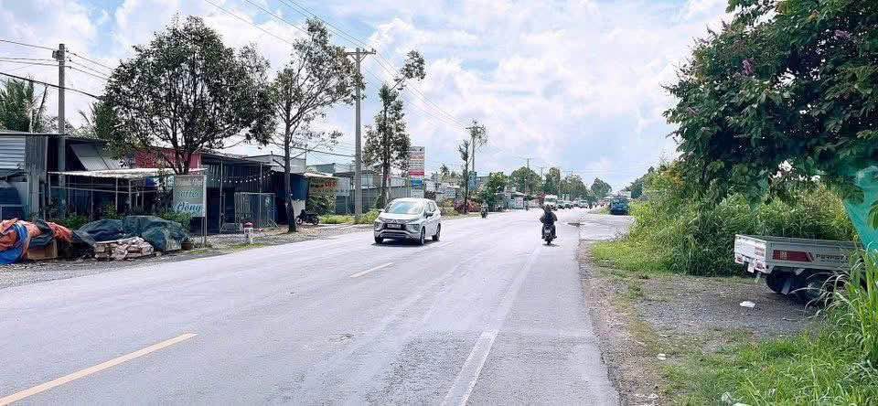 Đất nền biệt thự mặt tiền Quốc Lộ 61C, Nhơn Ái, 403-429m² - Sổ hồng chính chủ!