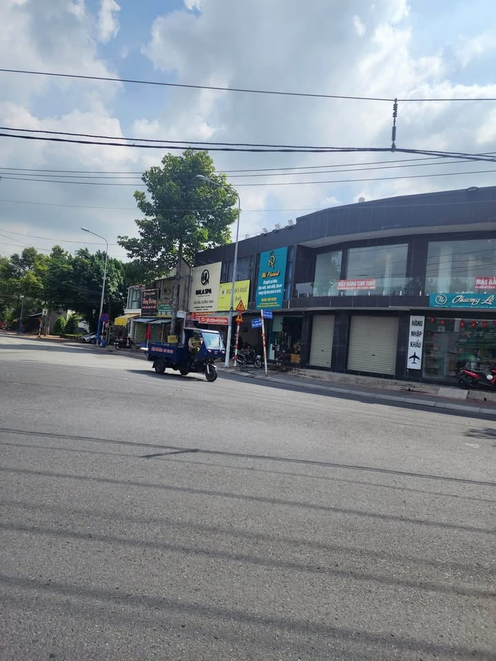 FrontHouse mặt tiền Trần Quang Khải 85m² giá 8 tỷ - Kinh doanh sầm uất ngay ngã ba!