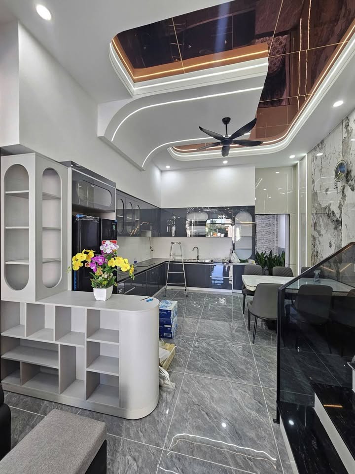 Nhà phố 1 trệt 2 lầu phường An Phú, TP. Thuận An 68.6m² - Sổ hồng riêng, giá 4.8 tỷ!