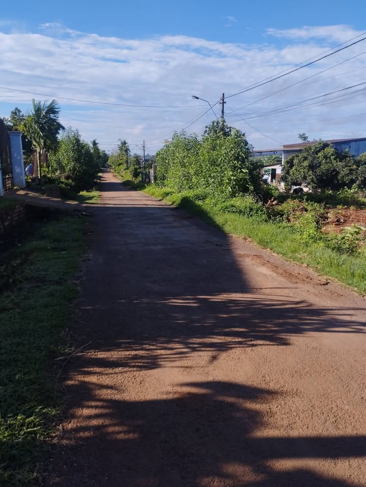 Đất thổ cư Eadrong, Buôn Hồ 900m² giá thỏa thuận - Tiện ích đầy đủ quanh khu vực!