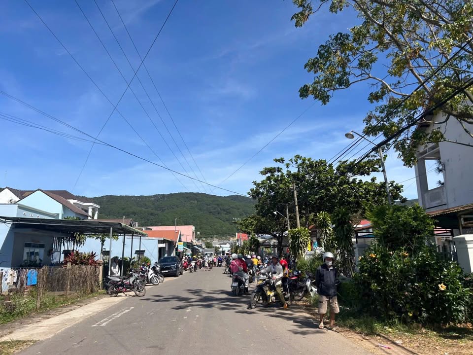 Nhà đất tại thôn Nghĩa Lập 4, Đơn Dương 145m² giá 1.6 tỷ - Mặt tiền đường Lý Tự Trọng!