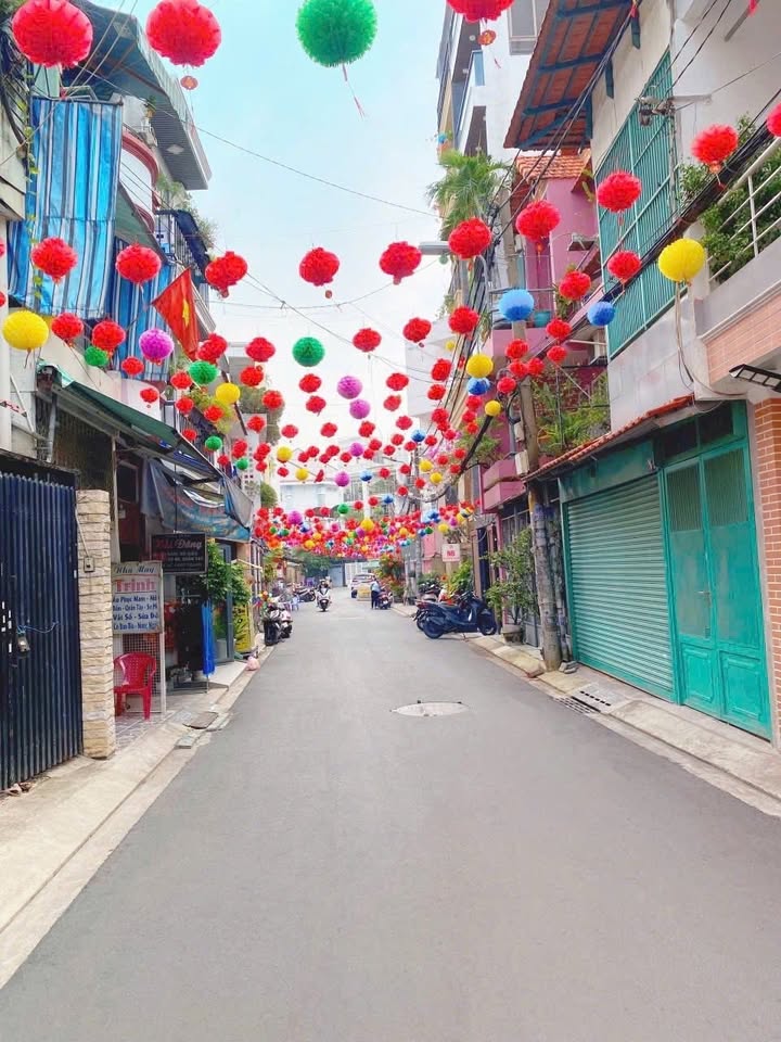 Nhà mặt tiền Nguyễn Đình Chiểu, Phú Nhuận 55m² giá 7.2 tỷ - Ô tô vào tận nơi!