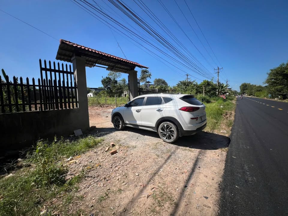 Đất kinh doanh mặt tiền ĐT748 An Điền 630m² giá 4.7 tỷ - Vị trí đắc địa, sinh lời cao!