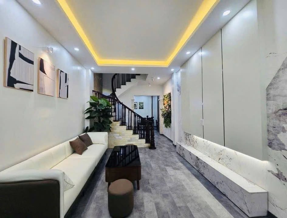 Nhà bán Dương Nội Hà Đông 38m² giá 6.2 tỷ - Ngõ rộng thoáng, tiện ích đầy đủ!