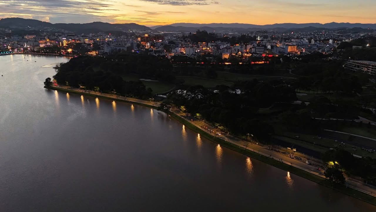 Nhà 2 mặt tiền Đường Nguyên Tử Lực 184m² giá 1x tỷ - Đầu tư sinh lời ngay!