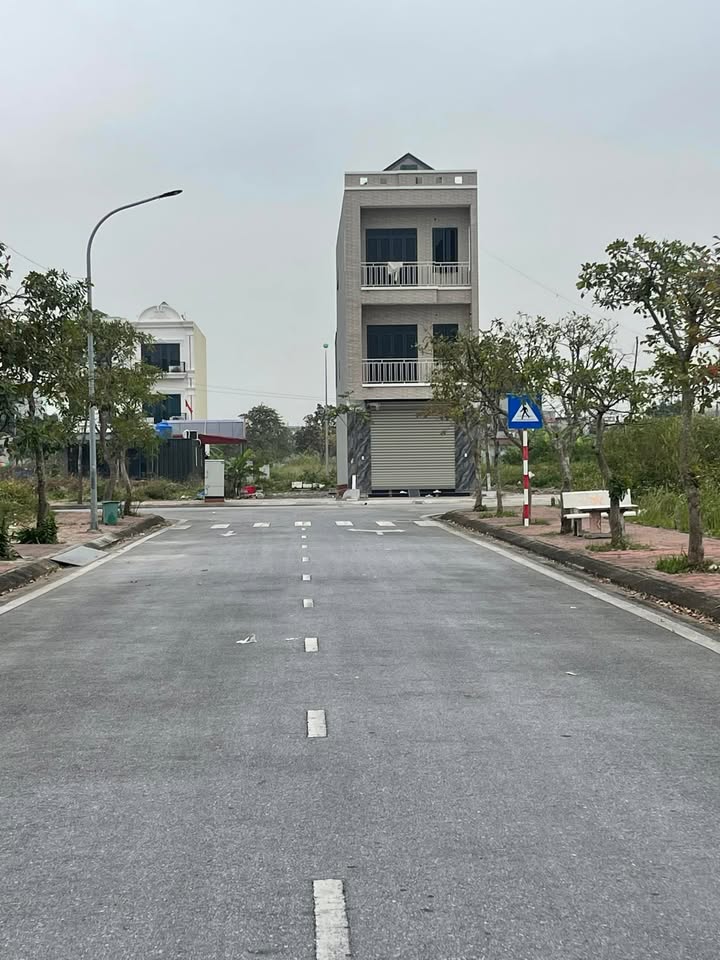 Đất nền Tnr Star Tân Trường 90m² giá 3 tỷ - Vị trí kinh doanh thuận lợi!