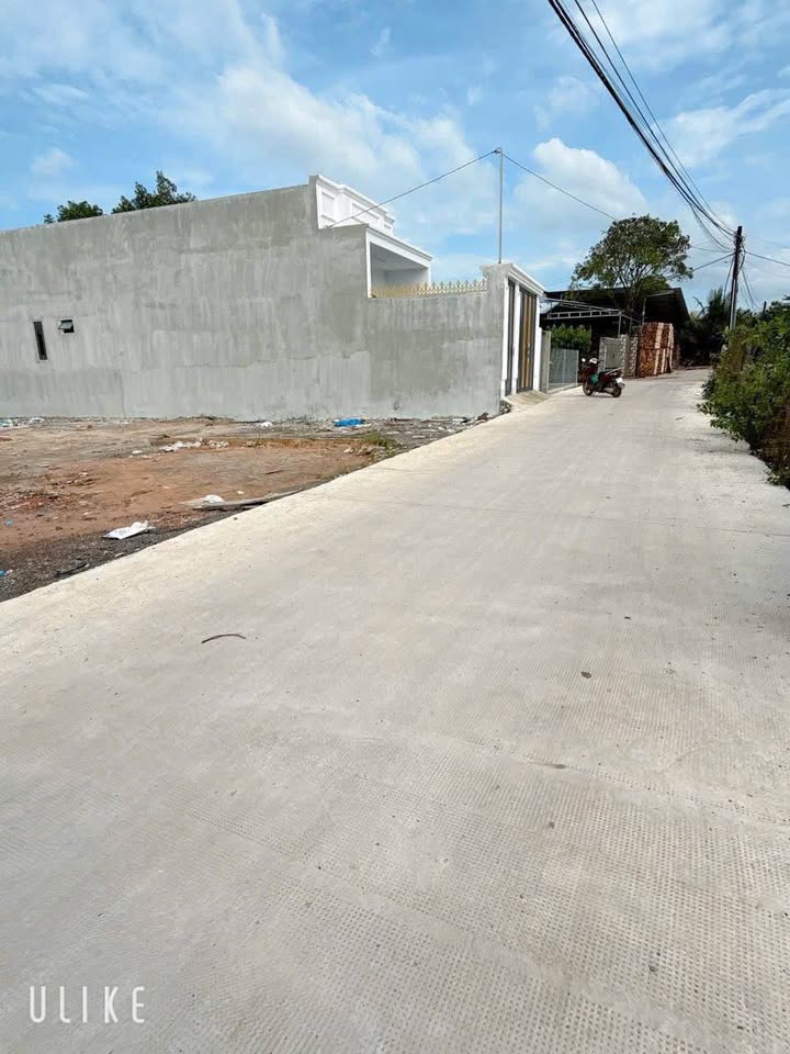 Đất nền Giang Điền Trảng Bom 110m² giá 800 triệu - Sổ riêng thổ cư 100%!