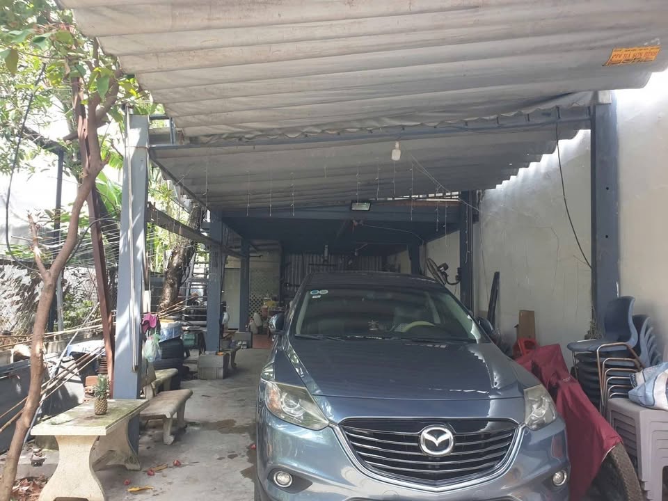 Nhà mặt tiền hẻm 8M đường Chuyên Dùng 9, Quận 7 - Diện tích 120m², giá chỉ 10,5 tỷ!