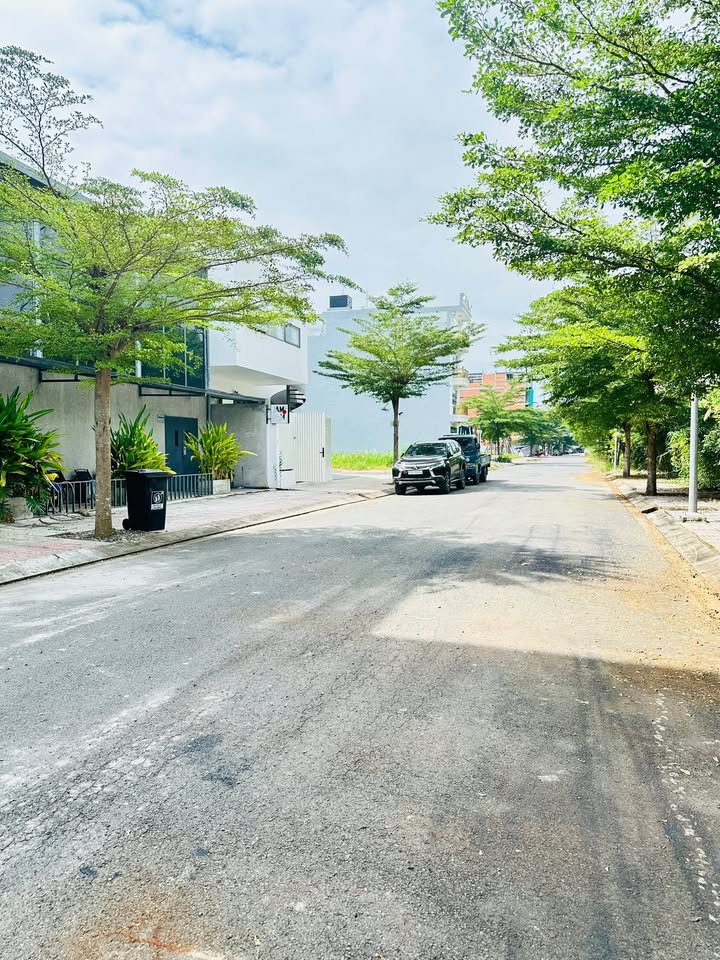 Đất nền KDC SaiGon South Phước Kiển Nhà Bè 90m² giá 6.85 tỷ - Sổ hồng riêng, xây dựng tự do!