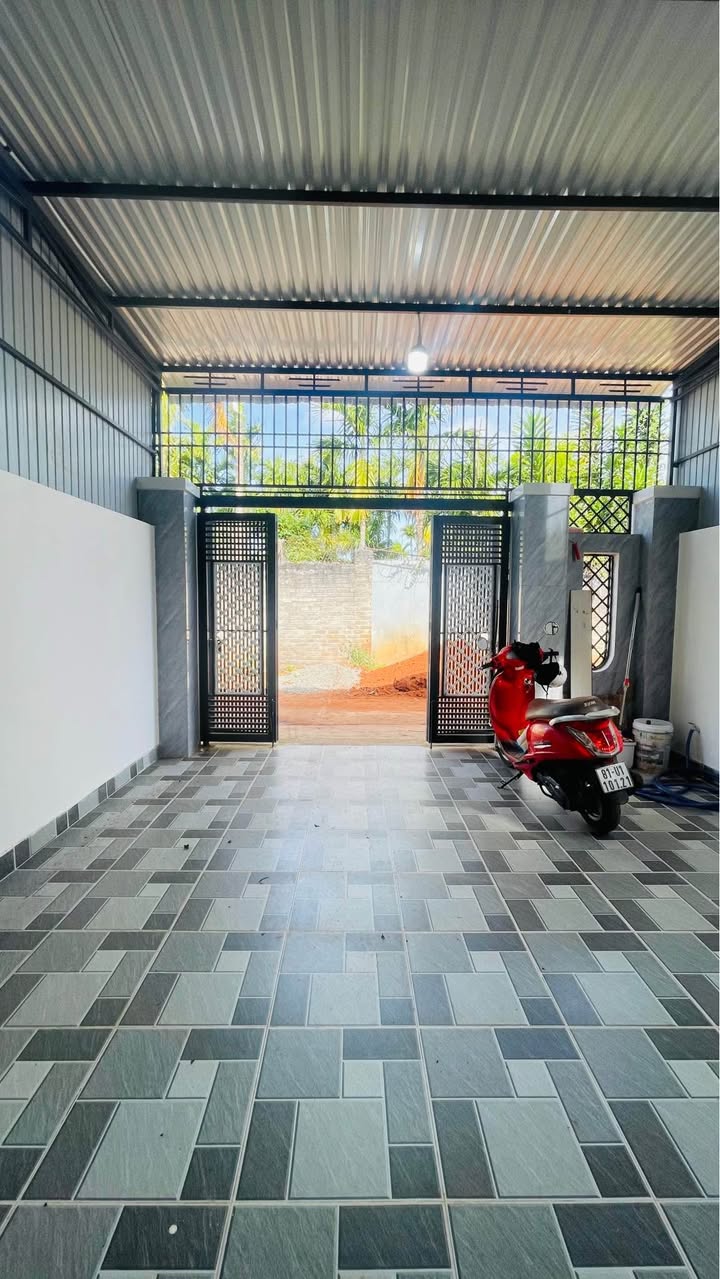Nhà hẻm Nguyễn Chí Thanh, phường An Phú, 130m² chỉ 1.6 tỷ - Sân ô tô, 3 phòng ngủ