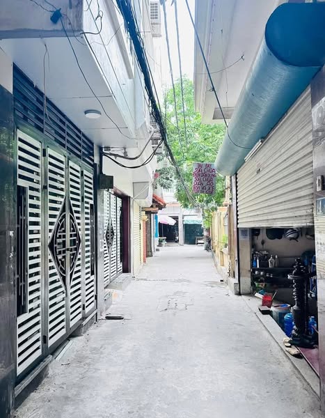 Nhà phố Phùng Hưng, Hà Đông 34m² giá 8 tỷ - Vị trí vàng, thang máy hiện đại!