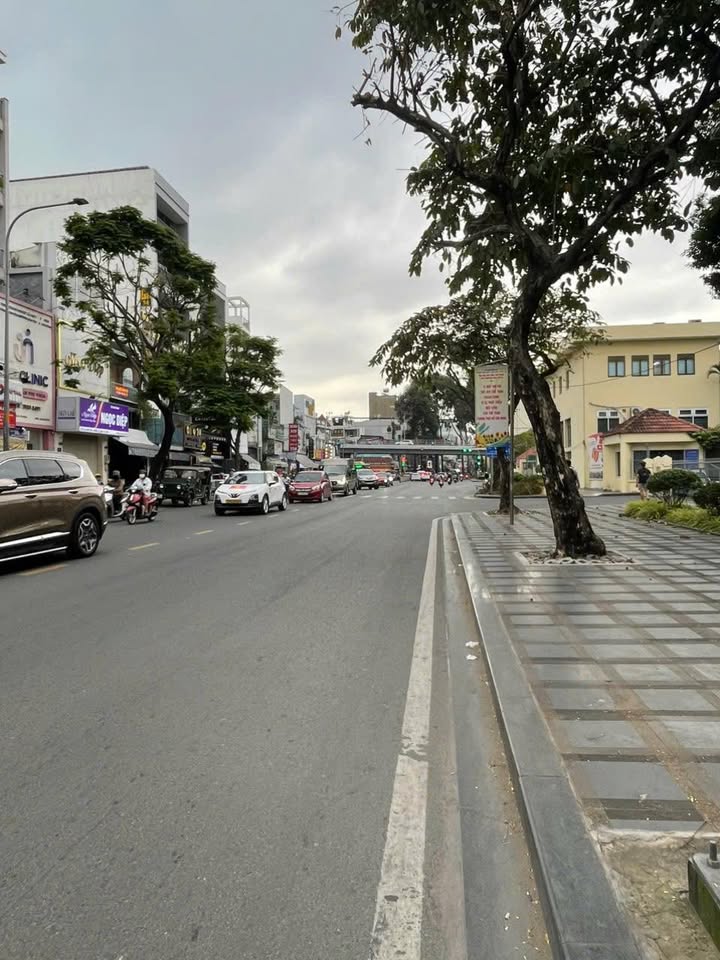 Nhà phố Thành Thái Q.10 61.1m² giá 6.2 tỷ - Sổ nở hậu đẹp, bớt lộc!