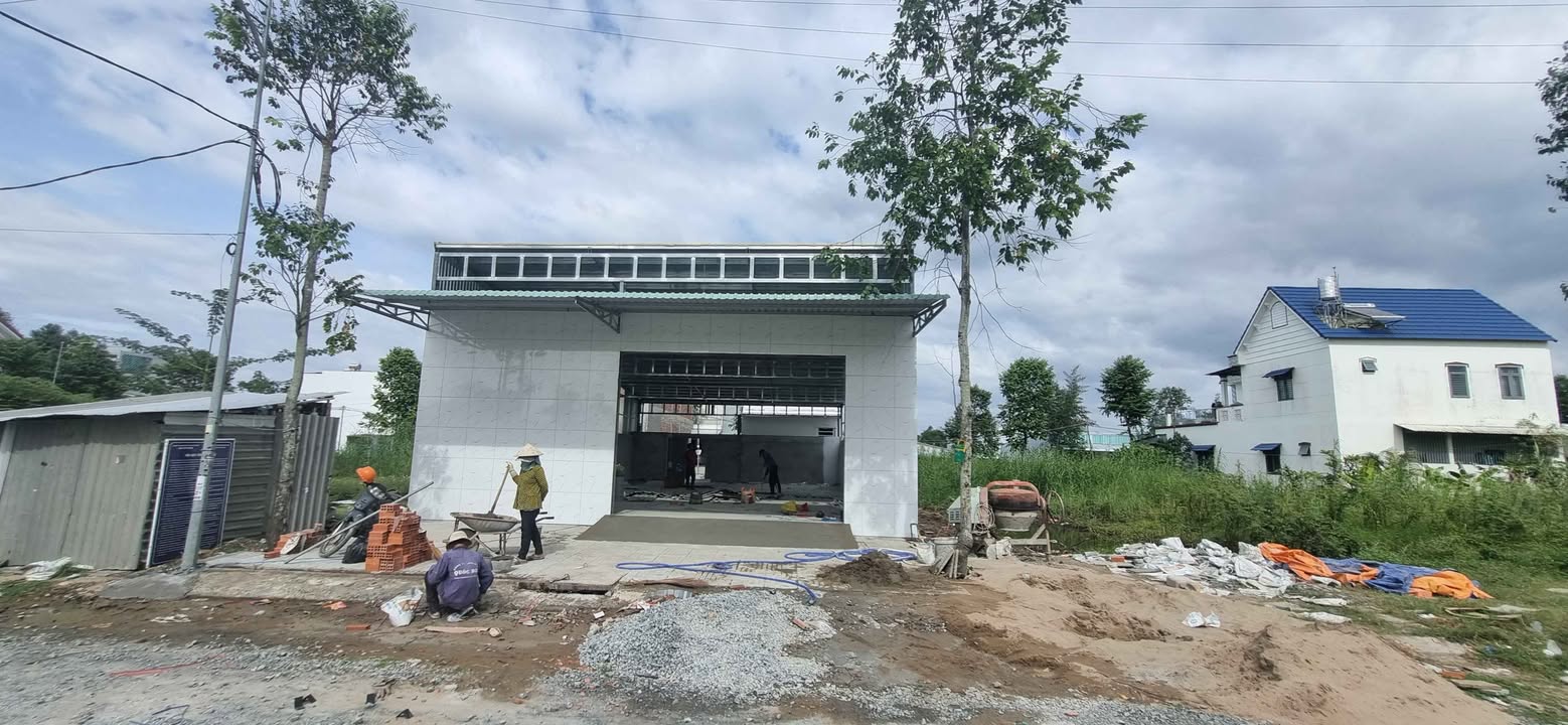 Cho thuê kho KDC Hồng Loan 6A Cái Răng 180m² giá 12 triệu - Phù hợp kinh doanh!