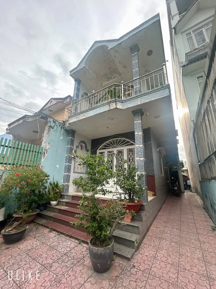 Nhà 2 tầng mặt tiền đường Bình Trưng 192m² giá 13,9 tỷ - Vị trí đắc địa, kinh doanh thuận lợi!