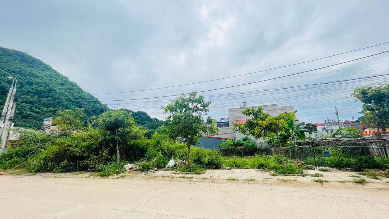 Đất thổ cư mặt đường rộng 16,5m tại Quyết Thắng, Sơn La - Cơ hội đầu tư tuyệt vời!