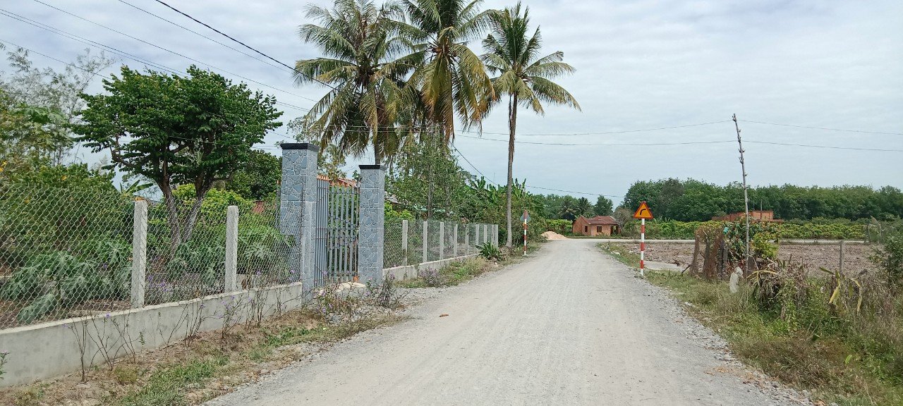 Đất mặt tiền đường 8m tại Lộc Ninh, Tây Ninh 300m² chỉ 450 triệu - Đầu tư sinh lời ngay!