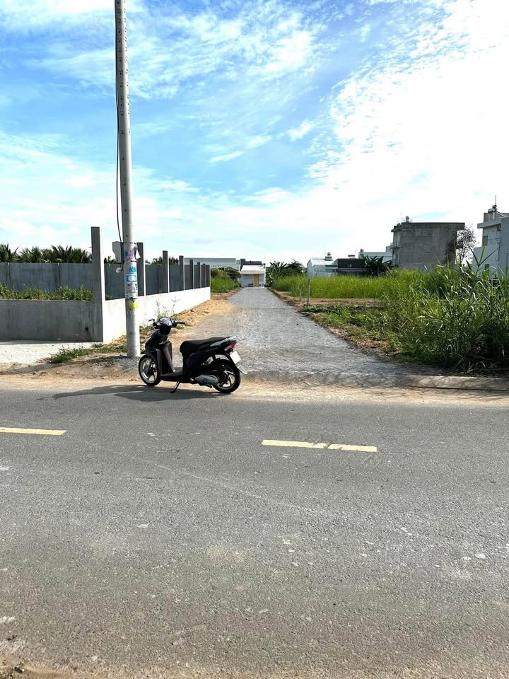 Đất thổ cư Trà Vinh 120m² giá 950 triệu - Cơ hội đầu tư tuyệt vời!