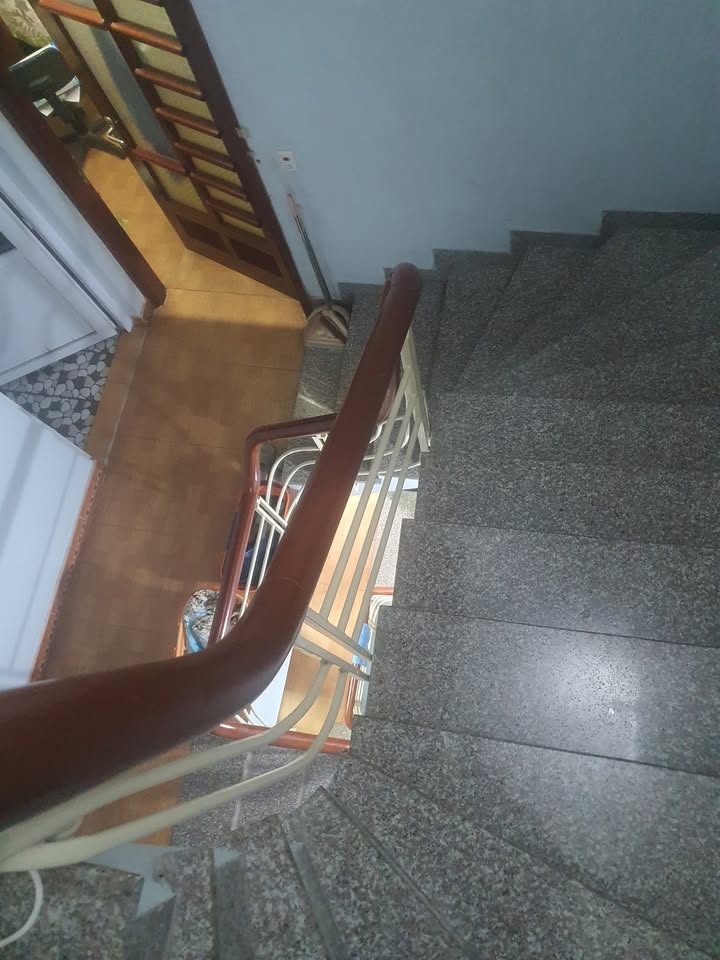 Nhà mặt tiền Yết Kiêu, Hạ Long 85m² giá 6.2 tỷ - Kinh doanh thuận lợi!