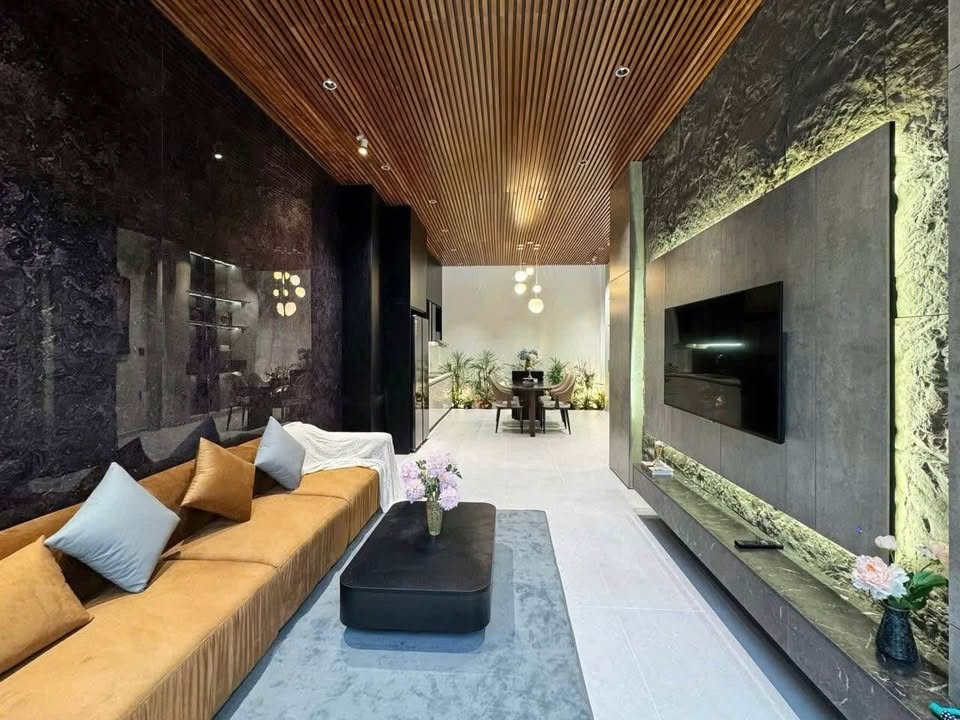 Nhà đẹp 3 tầng tại Điện Biên Phủ, Đà Nẵng - Giá 5 tỷ, đầu tư sinh lời ngay!