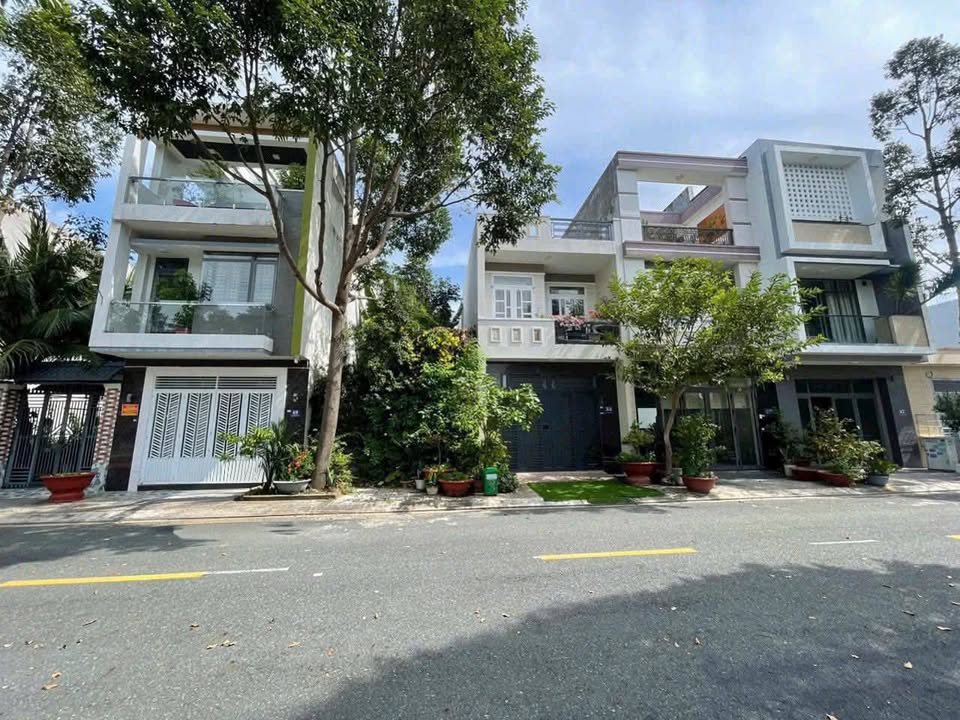 Đất nền Mạc Chính Chung, phường Long Toàn, 91.7m² giá 3.7 tỷ - Nằm ngay trung tâm thành phố!