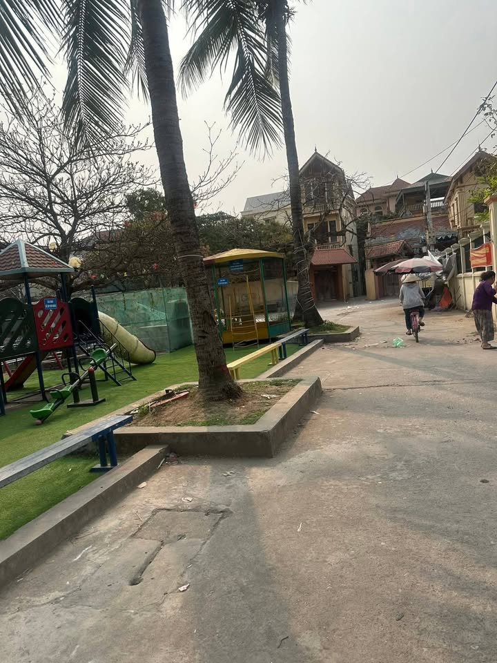 Đất Thượng Đình Nhị Khê 100m² giá 5 tỷ - Vị trí đắc địa, tiện nghi